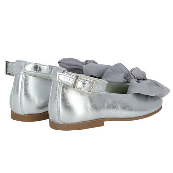 Younger Girls Silver Bow Shoes